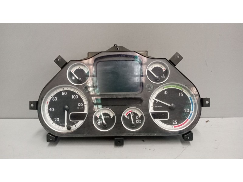Recambio de cuadro instrumentos para daf serie xf105.xxx 12.9 diesel referencia OEM IAM 1789469  