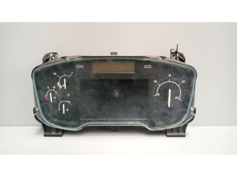 Recambio de cuadro instrumentos para renault serie t 12.8 diesel referencia OEM IAM 22224253  7422224253