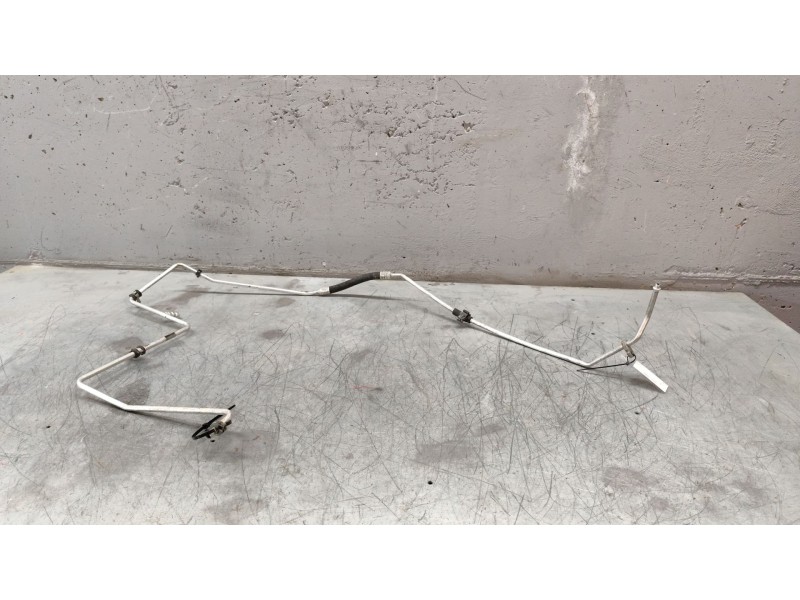 Recambio de tubos aire acondicionado para dacia logan 1.6 cat referencia OEM IAM 8200223400  