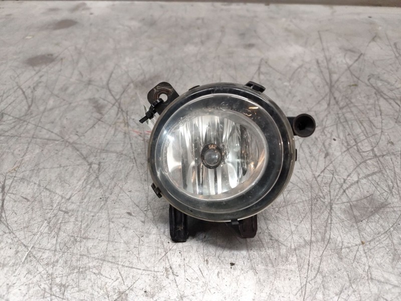 Recambio de faro antiniebla derecho para bmw 1 (f20) 118 d referencia OEM IAM 72001  