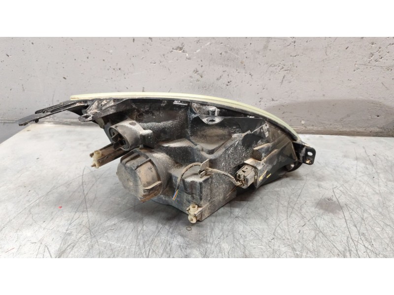 Recambio de faro izquierdo para ford fiesta (cbk) ambiente referencia OEM IAM 98189817  