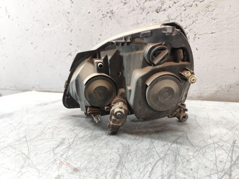 Recambio de faro derecho para renault clio ii fase ii (b/cb0) authentique referencia OEM IAM   
