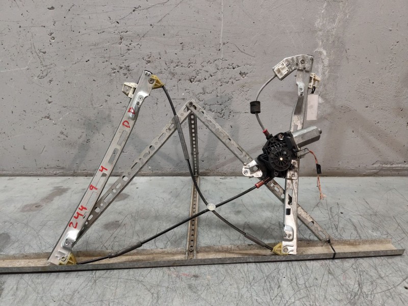 Recambio de elevalunas delantero derecho para peugeot 206 berlina x-line referencia OEM IAM 89432PINES  