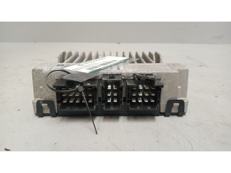Recambio de modulo electronico para renault premium route 2006 fg 4x2 gv larga distancia referencia OEM IAM 20851690  