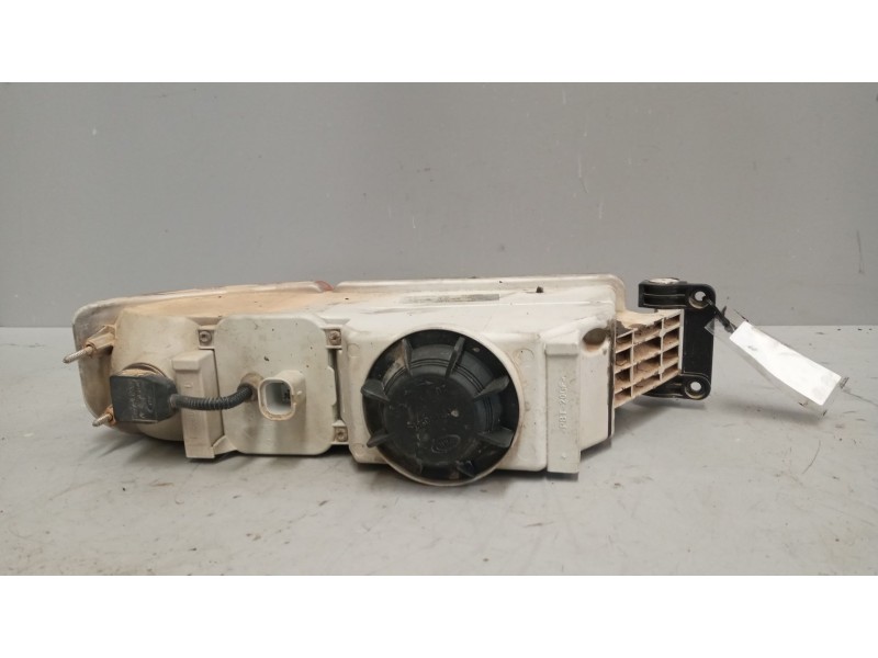 Recambio de faro antiniebla izquierdo para man tga 18.430 18.430 fk (430-440 cv) referencia OEM IAM   