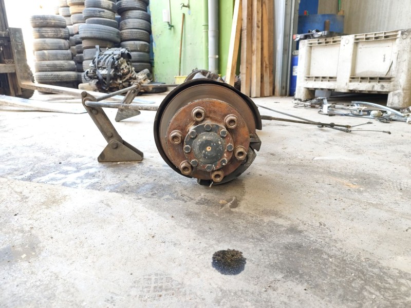 Recambio de eje trasero para iveco daily iv caja/chasis 35c12, 35s12 referencia OEM IAM 30E06  