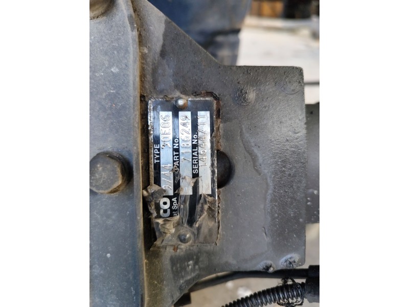 Recambio de eje trasero para iveco daily iv caja/chasis 35c12, 35s12 referencia OEM IAM 30E06  