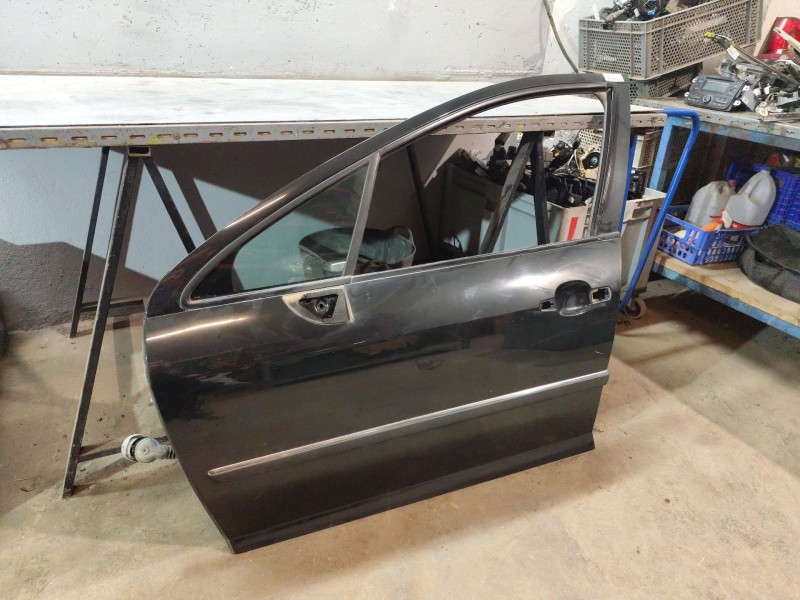 Recambio de puerta delantera izquierda para peugeot 407 sw st sport referencia OEM IAM   