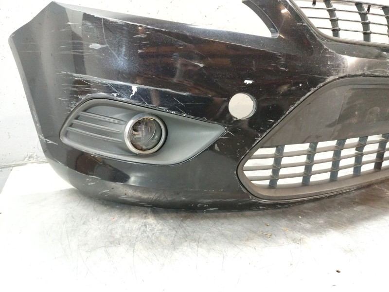 Recambio de paragolpes delantero para ford focus berlina (cap) ambiente (d) referencia OEM IAM   