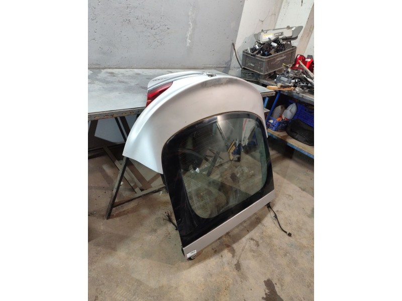 Recambio de porton trasero para opel insignia berlina expression referencia OEM IAM   