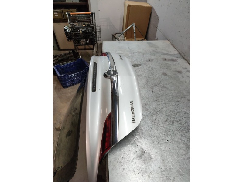 Recambio de porton trasero para opel insignia berlina expression referencia OEM IAM   