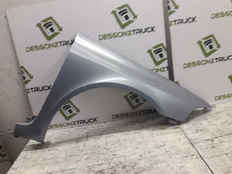 Recambio de aleta delantera derecha para renault laguna ii (bg0) authentique referencia OEM IAM 8200129521  