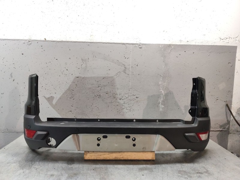 Recambio de paragolpes trasero para ford ecosport 1.0 ecoboost referencia OEM IAM 1873087  