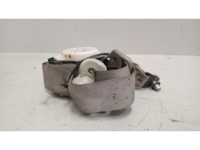 Recambio de cinturon seguridad delantero derecho para renault maxity referencia OEM IAM   