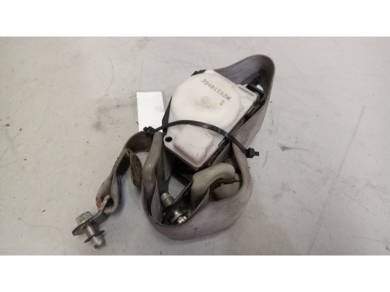 Recambio de cinturon seguridad delantero derecho para renault maxity referencia OEM IAM   