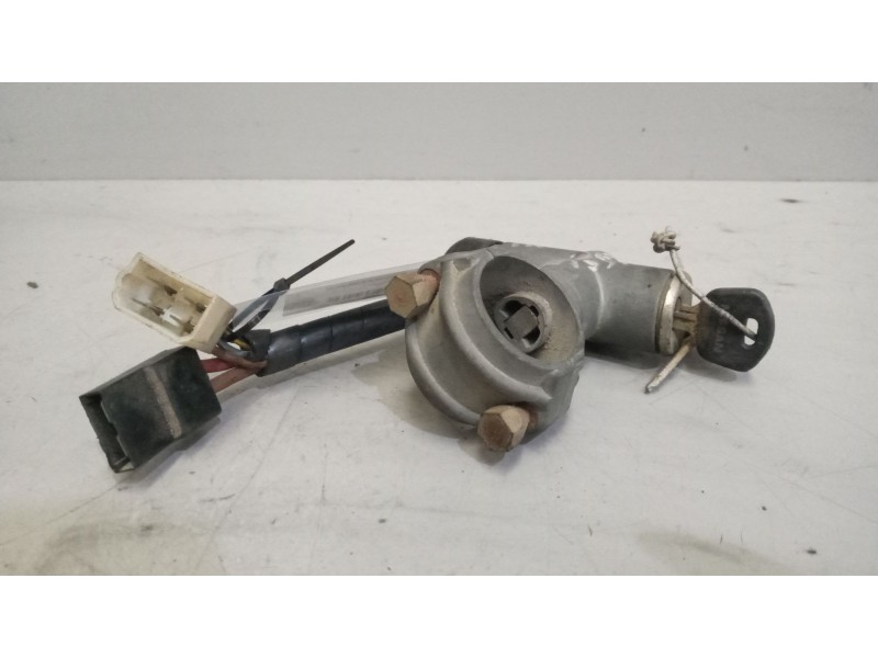 Recambio de conmutador de arranque para nissan trade 100 referencia OEM IAM   