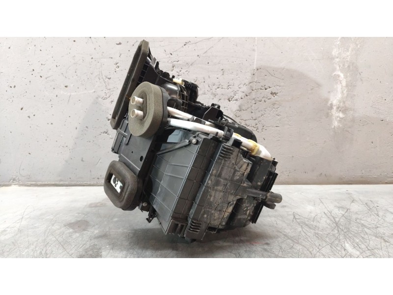 Recambio de calefaccion entera normal para dacia sandero ii 1.2 referencia OEM IAM 272705011R  