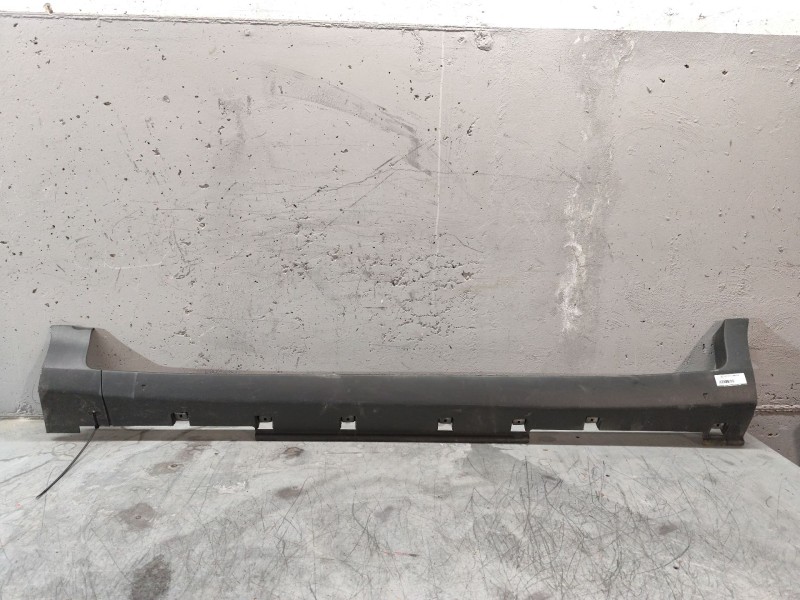 Recambio de estribo izquierdo para ford ecosport 1.0 ecoboost referencia OEM IAM   