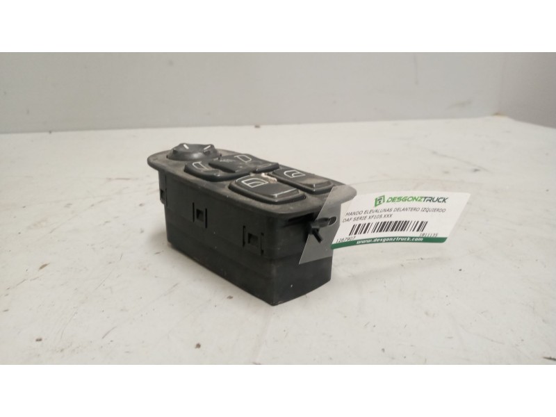Recambio de mando elevalunas delantero izquierdo para daf serie xf105.xxx 12.9 diesel referencia OEM IAM 1811135  