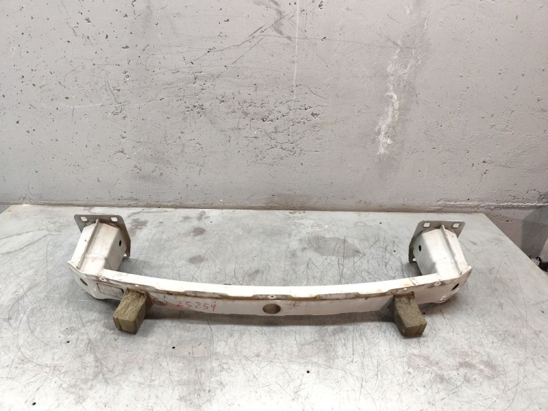 Recambio de refuerzo paragolpes delantero para land rover range rover evoque (l538) 2.0 d referencia OEM IAM   