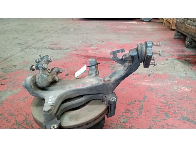 Recambio de mangueta delantera derecha para renault maxity referencia OEM IAM   