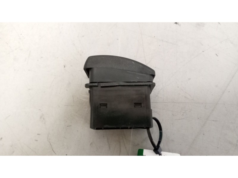 Recambio de interruptor para daf serie xf105.xxx 12.9 diesel referencia OEM IAM 1435602  