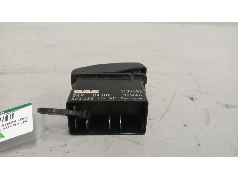 Recambio de interruptor para daf serie xf105.xxx 12.9 diesel referencia OEM IAM 1435592  