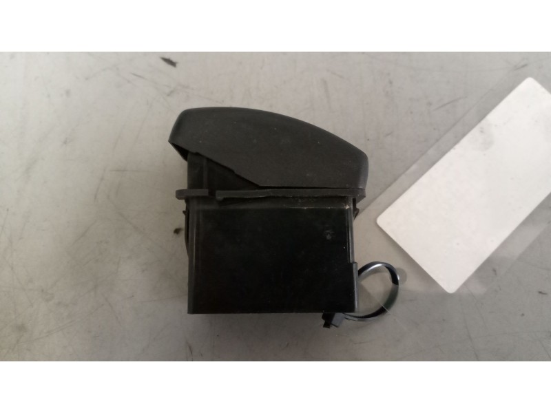 Recambio de interruptor para daf serie xf105.xxx 12.9 diesel referencia OEM IAM 1435592  