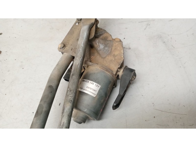 Recambio de articulacion limpia delantero para riocar march 07 referencia OEM IAM   