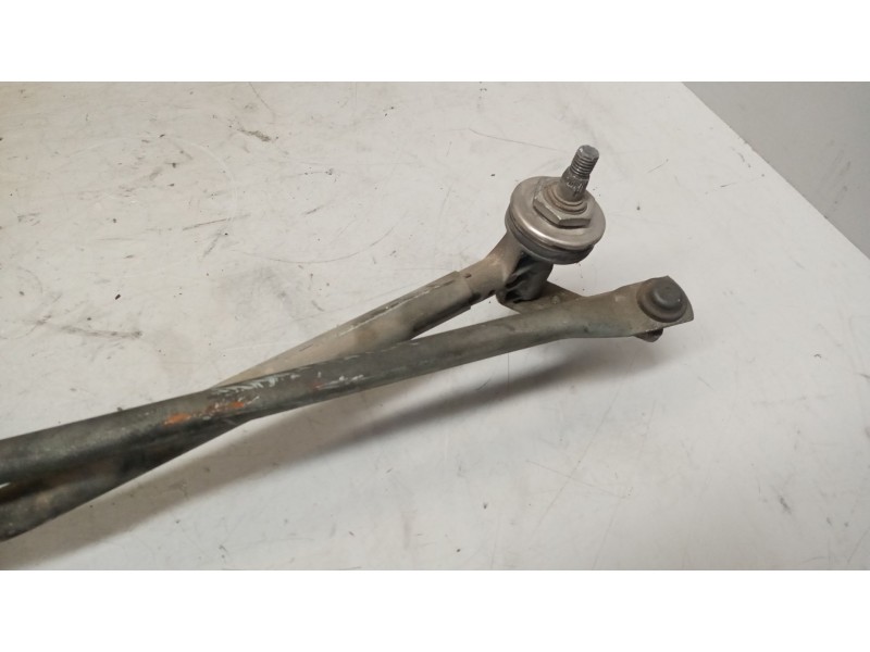 Recambio de articulacion limpia delantero para riocar march 07 referencia OEM IAM   