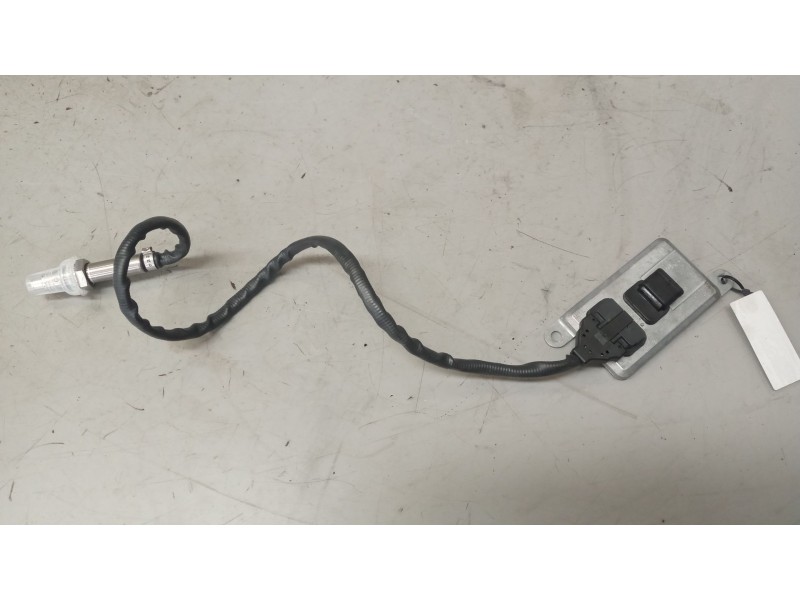 Recambio de sensor noxe para iveco stralis (as) 12.9 diesel referencia OEM IAM 5801777219  