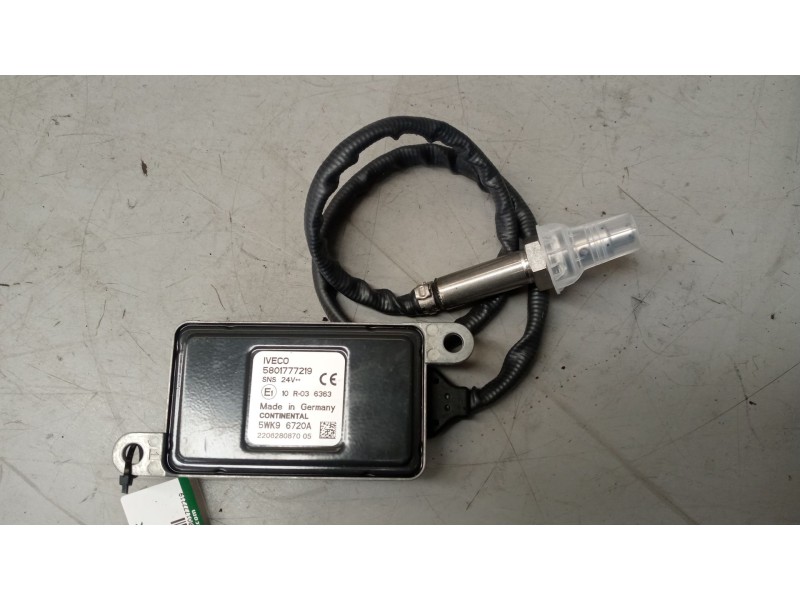 Recambio de sensor noxe para iveco stralis (as) 12.9 diesel referencia OEM IAM 5801777219  