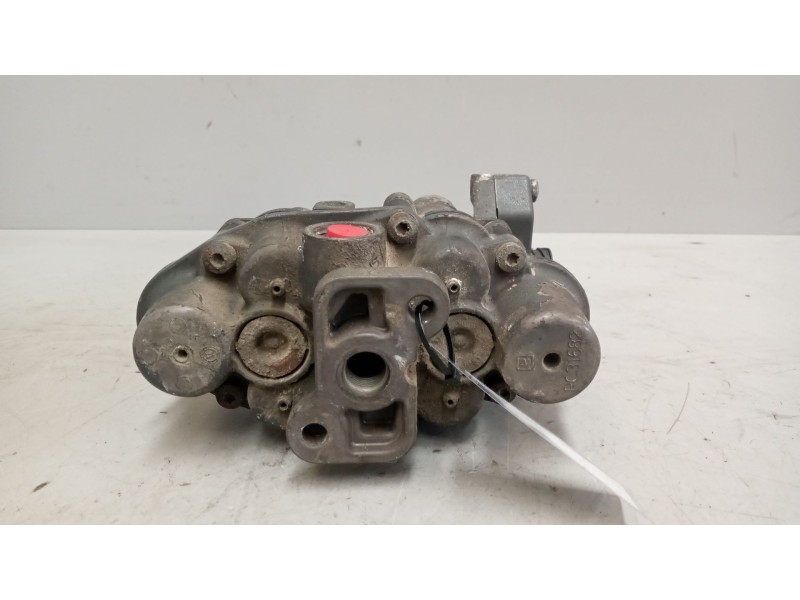 Recambio de valvula aire para daf serie xf105.xxx 12.9 diesel referencia OEM IAM ae4529 valvula sextuple 