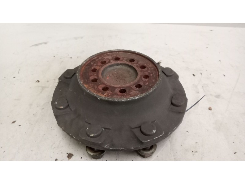 Recambio de buje delantero para volvo fl 612 5.5 diesel referencia OEM IAM 3988833 20516392 3988833