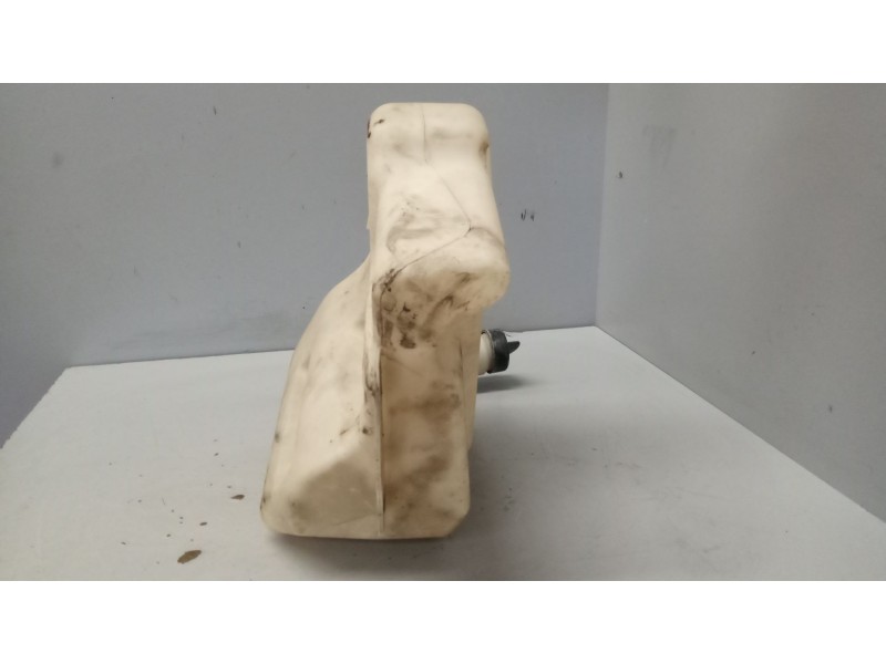 Recambio de deposito limpia para daf serie xf105.xxx 12.9 diesel referencia OEM IAM 1664401  