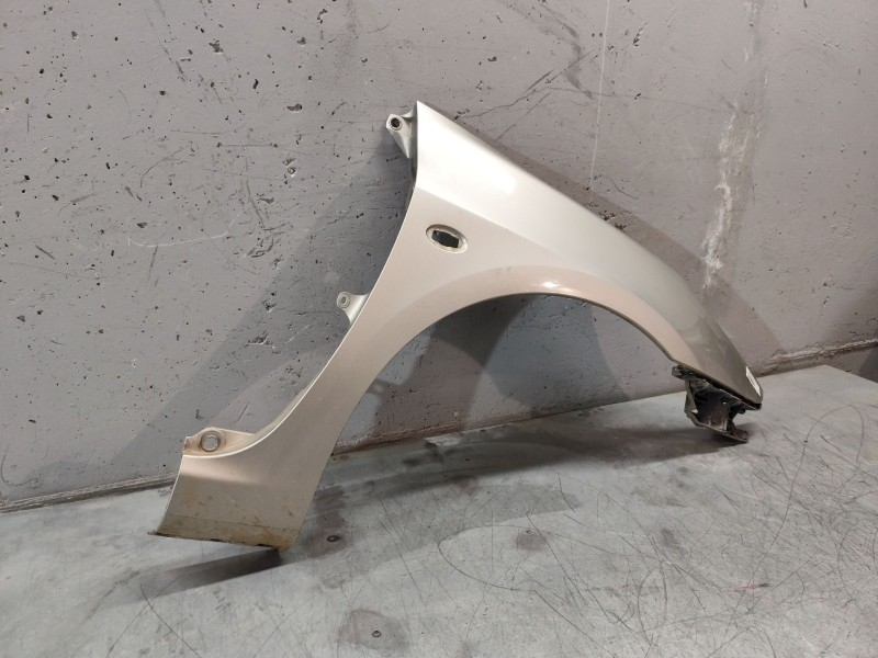 Recambio de aleta delantera derecha para peugeot 307 sw (3h) 1.6 16v referencia OEM IAM   