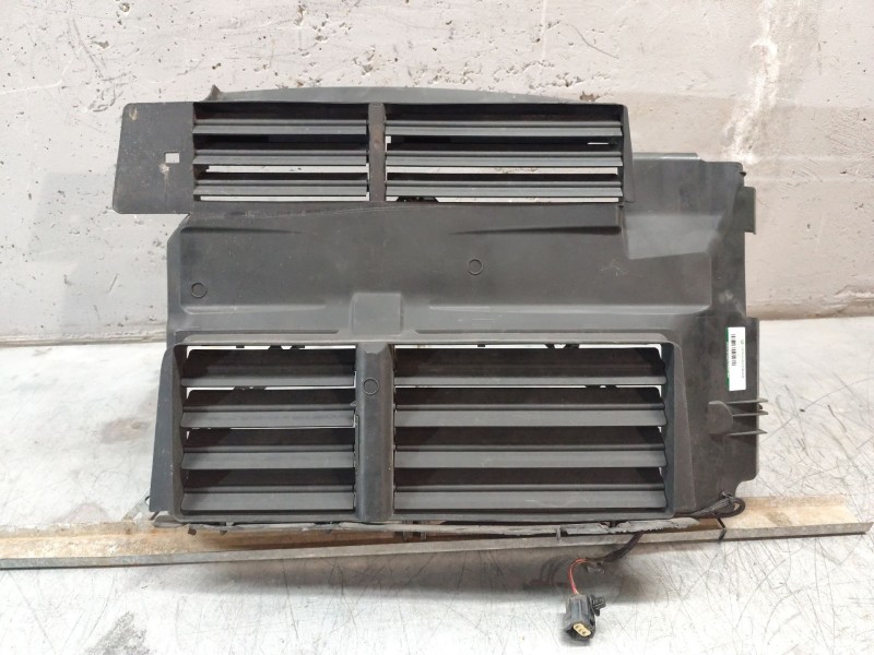 Recambio de envolvente radiador para ford focus lim. (cb8) titanium referencia OEM IAM   
