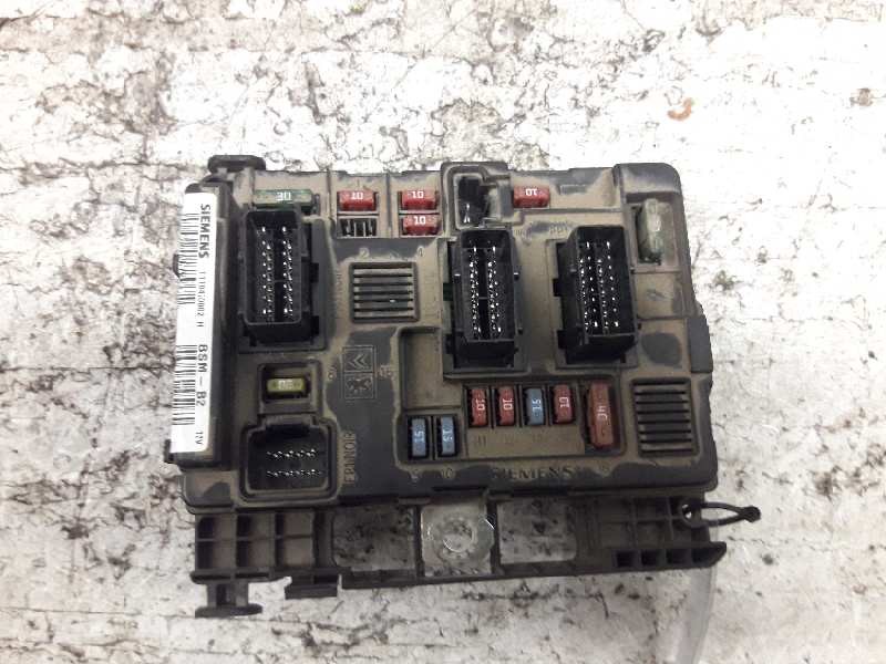 Recambio de bsm caja fusibles para peugeot 206 berlina x-line referencia OEM IAM 964349898000  