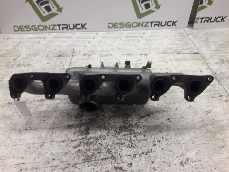 Recambio de colector admision para bmw serie 3 berlina (e30) 324td referencia OEM IAM 30289500002 1275388 