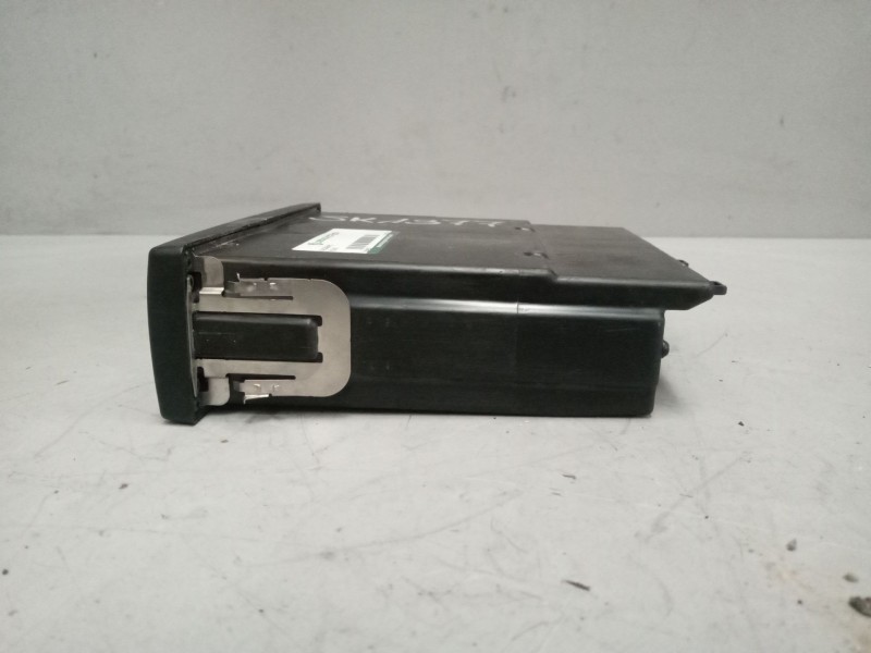 Recambio de tacografo para scania magnus referencia OEM IAM 2236784 REV 7.4 SE5000