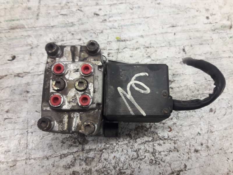 Recambio de abs para audi 80 avant básico berlina referencia OEM IAM 0265204049  