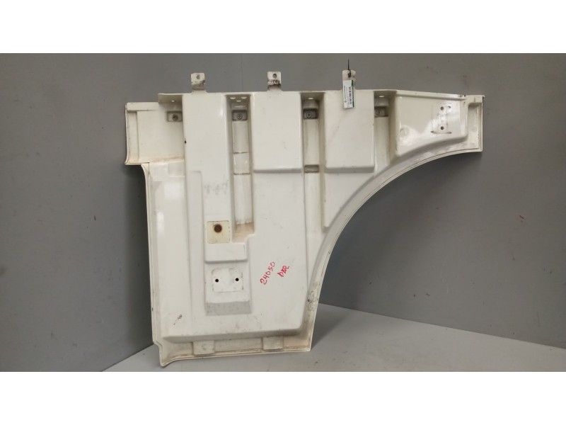 Recambio de moldura puerta delantera derecha para daf serie xf105.xxx 12.9 diesel referencia OEM IAM 1295620  