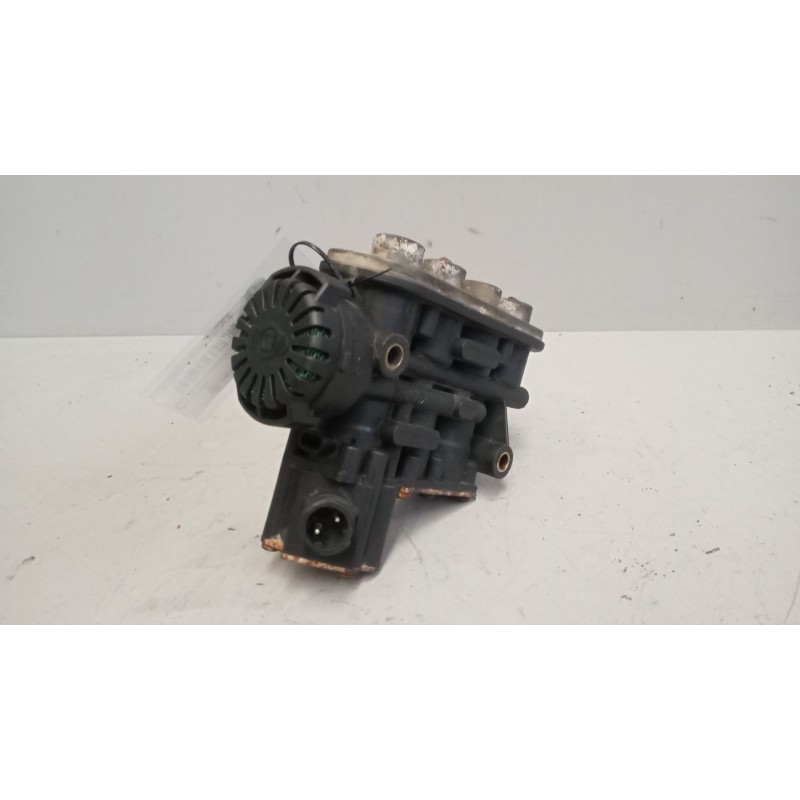 Recambio de valvula aire para renault premium route 2006 fg 4x2 gv larga distancia referencia OEM IAM 21083654  k019819