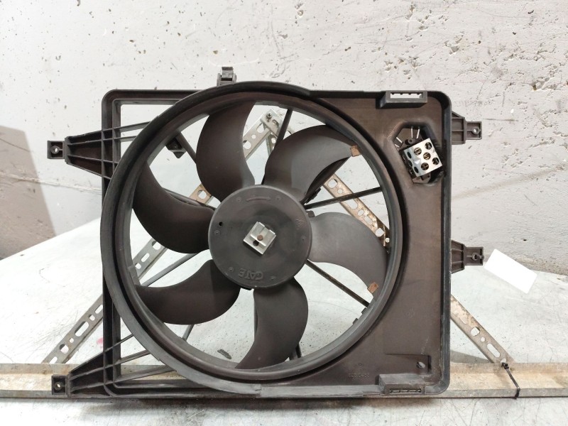Recambio de electroventilador para dacia logan ambiance referencia OEM IAM 8200293391D  