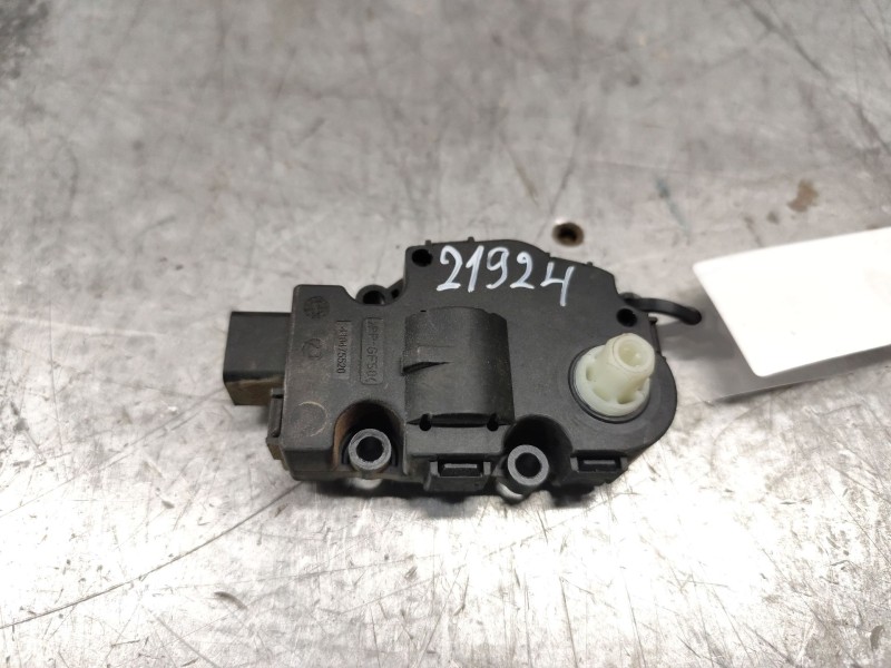 Recambio de motor trampilla calefaccion para audi a4 ber. (b8) básico referencia OEM IAM EFB330  