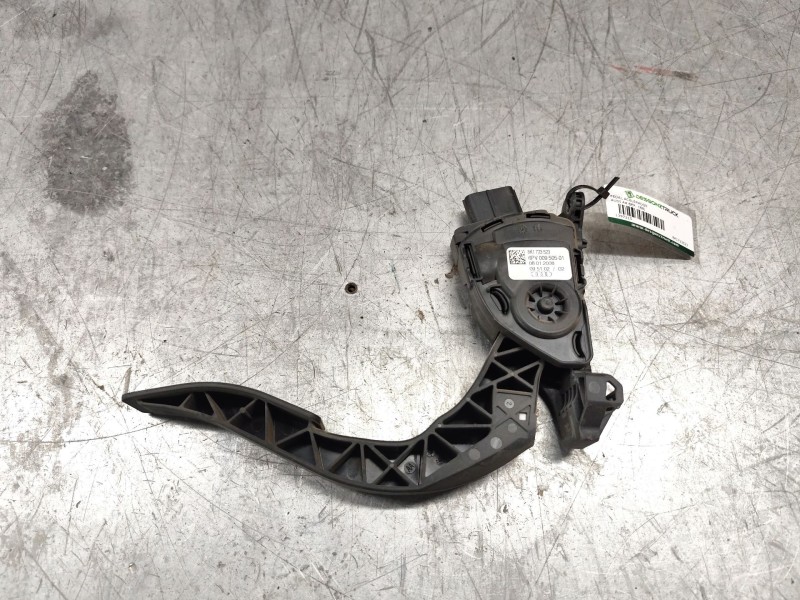 Recambio de pedal acelerador para audi a4 ber. (b8) básico referencia OEM IAM 8K1723523  