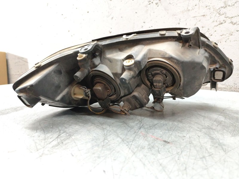 Recambio de faro izquierdo para opel zafira a elegance referencia OEM IAM   