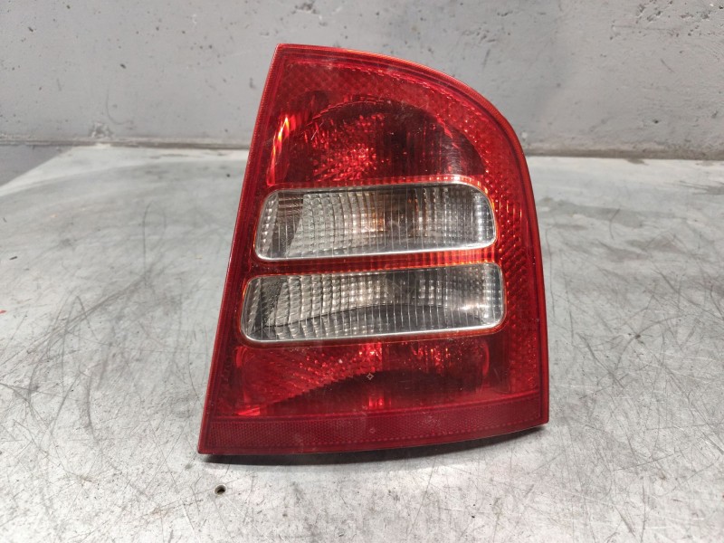 Recambio de piloto trasero derecho para skoda octavia i (1u2) 1.9 tdi referencia OEM IAM   