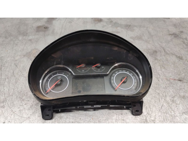 Recambio de cuadro instrumentos para opel insignia berlina expression referencia OEM IAM 23344811  
