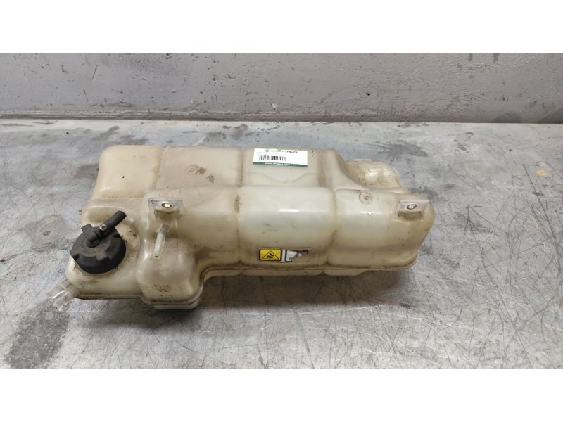 Recambio de deposito expansion para iveco daily iv caja/chasis 35c12, 35s12 referencia OEM IAM   